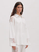 Lade das Bild in den Galerie-Viewer, Orania Shirt White