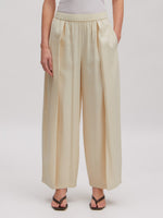 Lade das Bild in den Galerie-Viewer, Quanda Trousers Almond