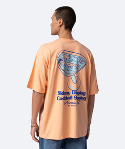 Skinny Dippin´ Cocktail Sippin´ T-Shirt Peach