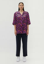 Lade das Bild in den Galerie-Viewer, Studio Resort Shirt Pink