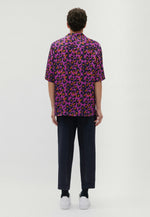 Lade das Bild in den Galerie-Viewer, Studio Resort Shirt Pink