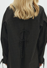Lade das Bild in den Galerie-Viewer, Pamila Bluse Black/Brown Check