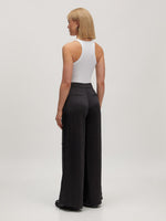 Lade das Bild in den Galerie-Viewer, Katie Trousers Black