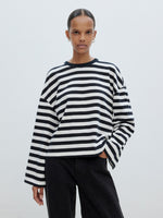 Lade das Bild in den Galerie-Viewer, Delfia Longsleeve