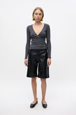 Lade das Bild in den Galerie-Viewer, Enmira Short Black