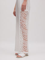 Lade das Bild in den Galerie-Viewer, Malu Trousers White