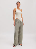 Lade das Bild in den Galerie-Viewer, Coralie Top Off-White