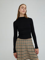 Lade das Bild in den Galerie-Viewer, Daniela Longsleeve Black