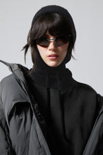 Lade das Bild in den Galerie-Viewer, Lotta Hood Black