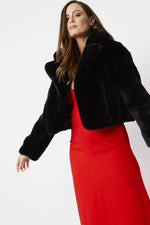 Lade das Bild in den Galerie-Viewer, Faux Fur Jacket Black