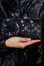 Lade das Bild in den Galerie-Viewer, Wallet Echoes