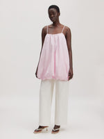 Lade das Bild in den Galerie-Viewer, Fray Dress Lilac Snow
