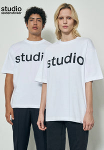 Studio Oversized Tee Weiß