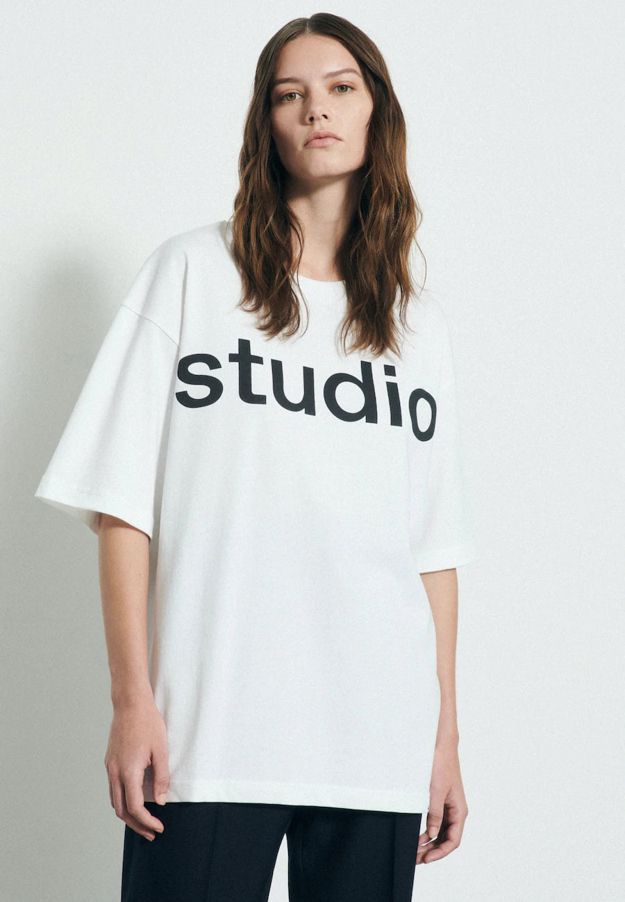 Studio Oversized Tee Weiß