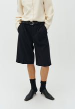 Lade das Bild in den Galerie-Viewer, Bamudo Shorts Black
