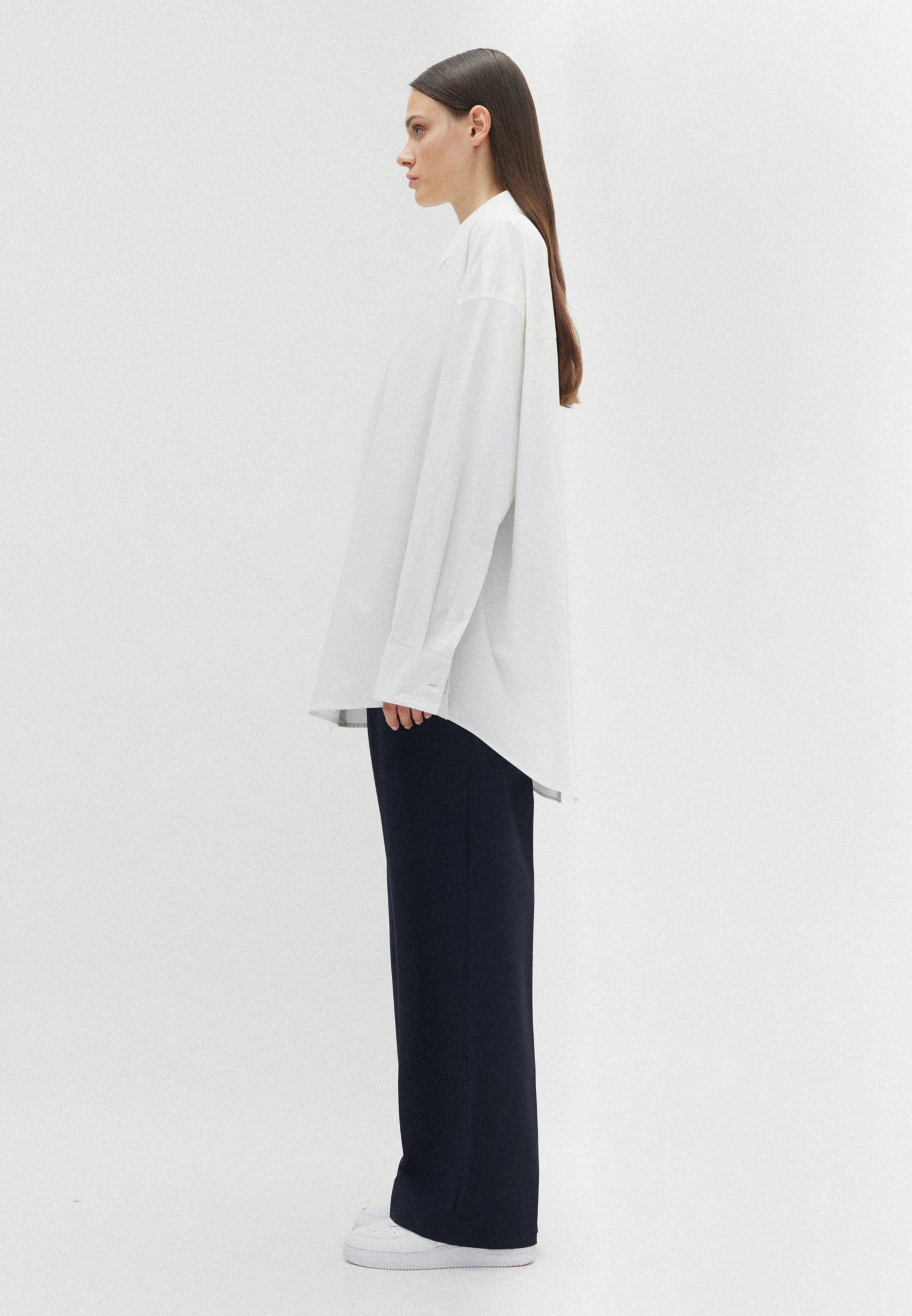 Studio x Julian Daynov Shirt Weiß