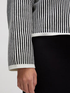 Nohea Jumper Black/White
