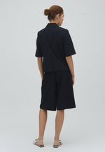 Lade das Bild in den Galerie-Viewer, Bamudo Shorts Black
