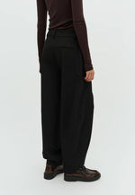 Lade das Bild in den Galerie-Viewer, Silira Pants Black
