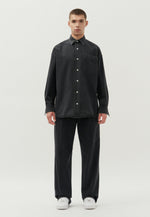 Lade das Bild in den Galerie-Viewer, Studio Gender Neutral Denim Shirt Black
