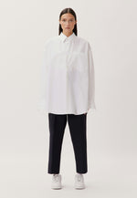 Lade das Bild in den Galerie-Viewer, Studio Gender Neutral Shirt Optical Whit
