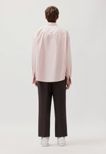 Lade das Bild in den Galerie-Viewer, Studio Cropped Shirt Rose Smoke
