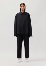 Lade das Bild in den Galerie-Viewer, Studio Cropped Shirt Black
