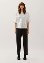 Lade das Bild in den Galerie-Viewer, STUDIO Oversized T Ecru
