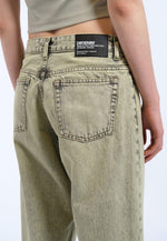 Lade das Bild in den Galerie-Viewer, Hill Jet Yellow
