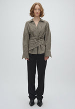 Lade das Bild in den Galerie-Viewer, Isidor Bluse Smoked Olive Check
