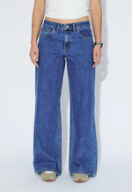 Lade das Bild in den Galerie-Viewer, Rhue Low Wide Haze Mid Retro
