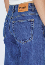 Lade das Bild in den Galerie-Viewer, Rhue Low Wide Haze Mid Retro
