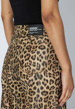 Lade das Bild in den Galerie-Viewer, Nanci Mid Barrel Leopard
