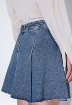 Lade das Bild in den Galerie-Viewer, Tone Skirt Drift Sky Retro
