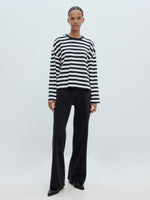 Lade das Bild in den Galerie-Viewer, Delfia Longsleeve
