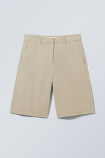 Lade das Bild in den Galerie-Viewer, Knee Lenght Chino Short Beige
