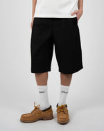 Lade das Bild in den Galerie-Viewer, Newport Pleated Shorts Black
