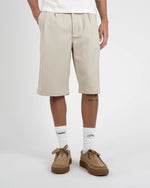 Lade das Bild in den Galerie-Viewer, Newport Pleated Shorts Cream
