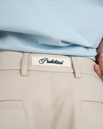 Lade das Bild in den Galerie-Viewer, Newport Pleated Shorts Cream
