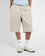 Lade das Bild in den Galerie-Viewer, Newport Pleated Shorts Cream
