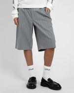 Lade das Bild in den Galerie-Viewer, Newport Pleated Shorts Grey
