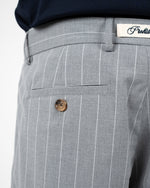 Lade das Bild in den Galerie-Viewer, Newport Pleated Shorts Grey
