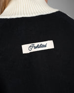 Lade das Bild in den Galerie-Viewer, Letterman Knit Jacket Black
