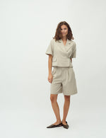 Lade das Bild in den Galerie-Viewer, Guri Shorts Light Twig

