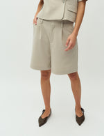 Lade das Bild in den Galerie-Viewer, Guri Shorts Light Twig
