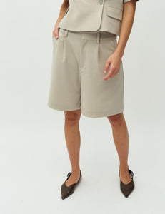 Guri Shorts Light Twig