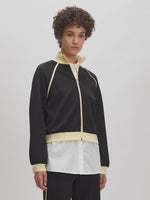 Lade das Bild in den Galerie-Viewer, Engelina Jacket Black
