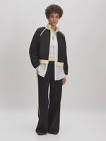 Lade das Bild in den Galerie-Viewer, Engelina Jacket Black
