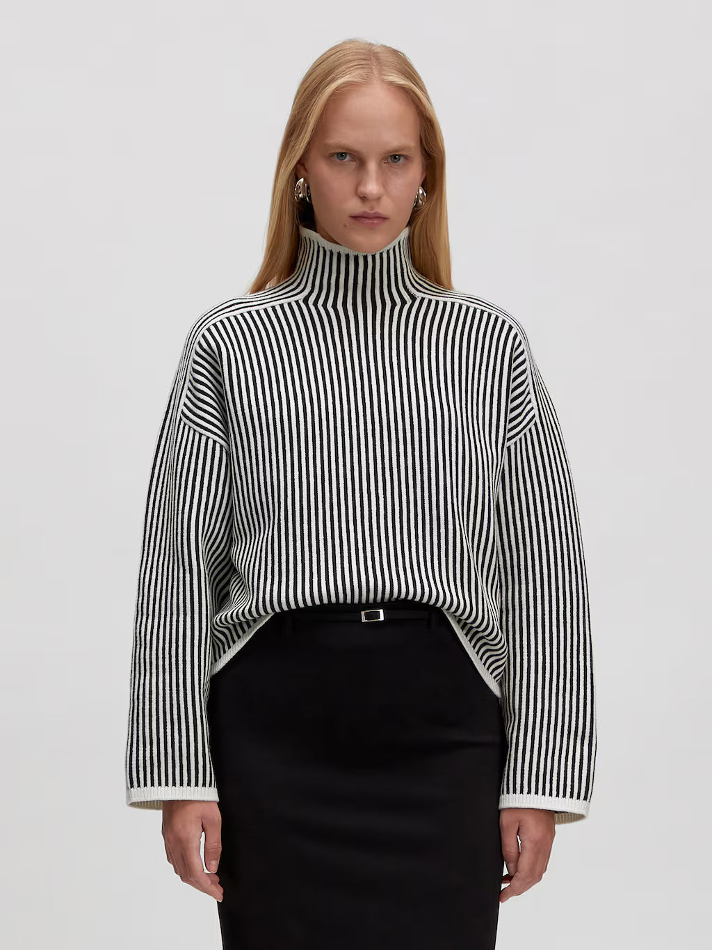 Nohea Jumper Black/White