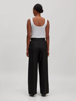 Lade das Bild in den Galerie-Viewer, Lavea Trousers Black
